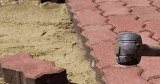 Укладка плитки на песок в Михайловке в октябре
