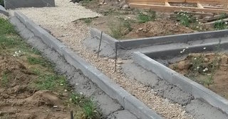 Установка бордюров для плитки в Михайловке в октябре