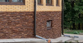 Наружная отделка фундамента в Михайловке от ТротуарнаяПлитка по цене от 915 руб.