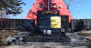 Профессиональное благоустройство памятников в Михайловке в октябре
